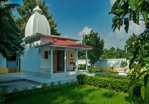 Shyamnagar Thakujir Kuthi -500x350